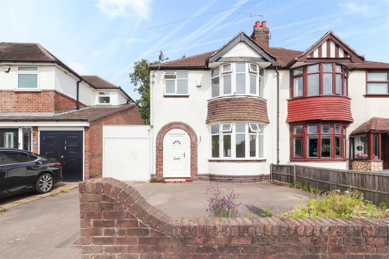 Dillotford Avenue, Styvechale, Coventry