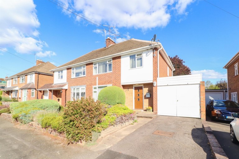 Ridgeway Avenue, Styvechale, Coventry