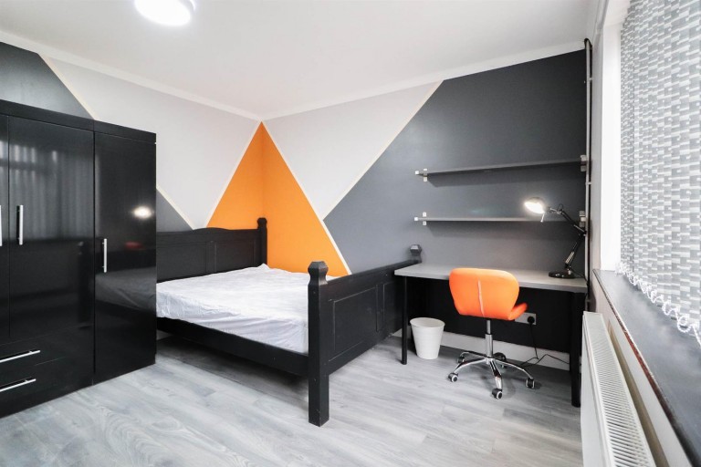 Charter Avenue, Coventry