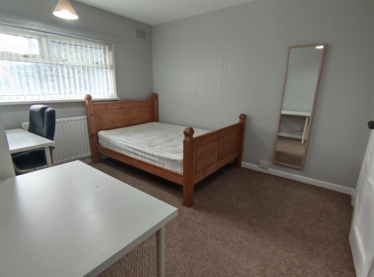 Sir Henry Parkes Road, Canley, Coventry