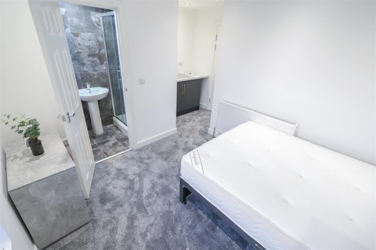 Brays Lane, Coventry