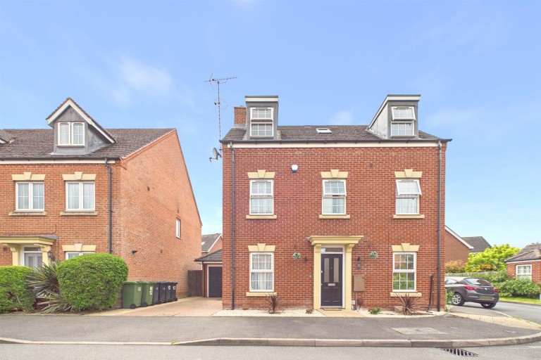 Brittain Lane, Warwick