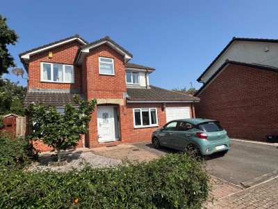 View full details for 92 Mulberry Close, Paignton, Devon, TQ3 3GD