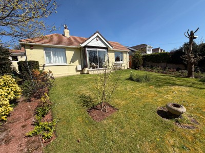 View full details for Totnes Road, Paignton, Devon, TQ4 7DG
