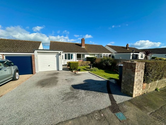 View full details for 8 Copythorne Park, Brixham, Devon, TQ5 8PR