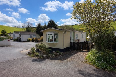 View full details for Totnes Road, Paignton, Devon, TQ4 7QB