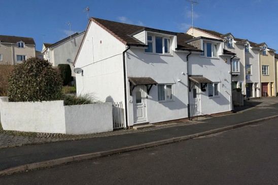 View full details for 32 Glebeland Way, Shiphay, Torquay, Devon, TQ2 7RP