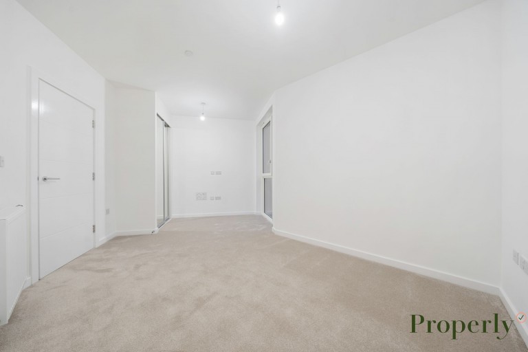 Images for Mulberry Circus, Holcombe Mansions, IG11