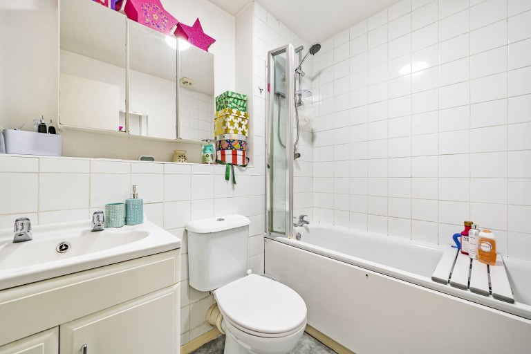 Images for Ainsley Close, Enfield