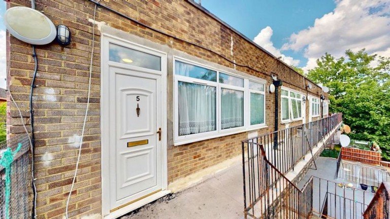 Images for Cricklewood Lane, Cricklewood, NW2