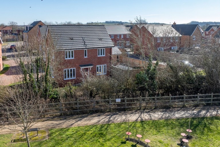 Images for Moorhen Grove - Fantastic Detached Home With South Facing Garden