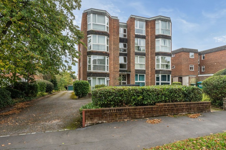 Images for Winn Road, Hamilton Court, SO17