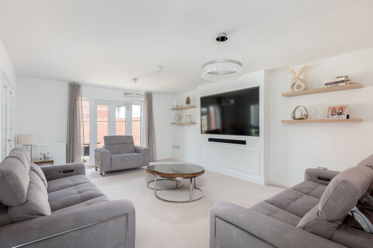 Images for Sorrel Green, Warwick – A Well Positioned Five Bedroom Home Overlooking The Green