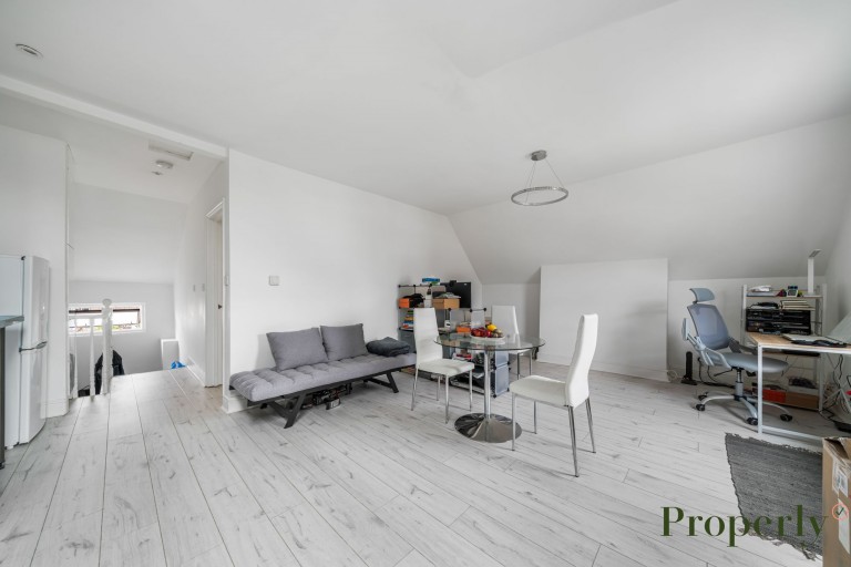 Images for Park Avenue Wood Green N22