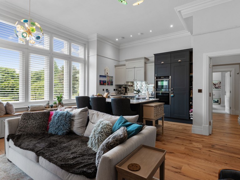 Images for Stoneleigh Road, Blackdown, CV32