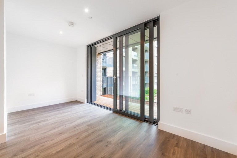 Images for Sandown House, High Street, TW18