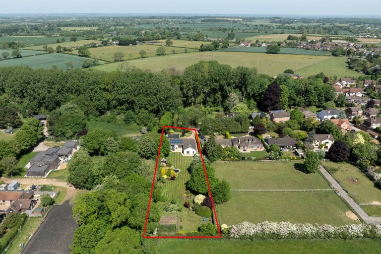 Images for Church Lane, Mursley – Detached 4 Bed Bungalow with Meadow Views – 2000+ sq ft on ¾ Acre Plot