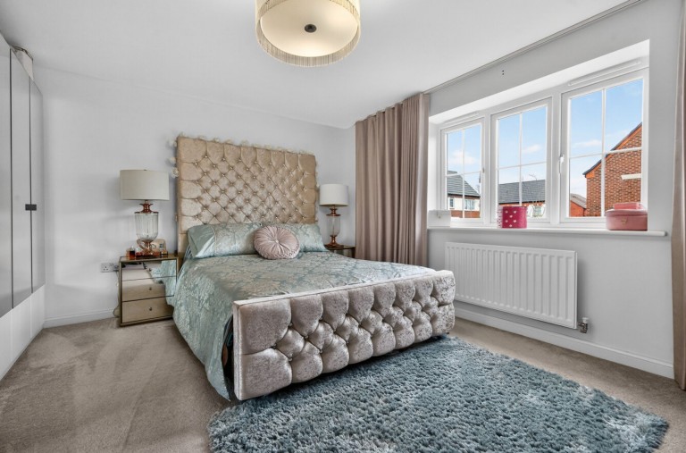 Images for Tilsley Close, Warwick, Five bedroom home overlooking park and lake - VIDEO TOUR