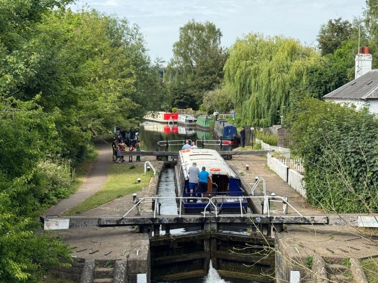 Images for Ovaltine Drive, Kings Langley, WD4