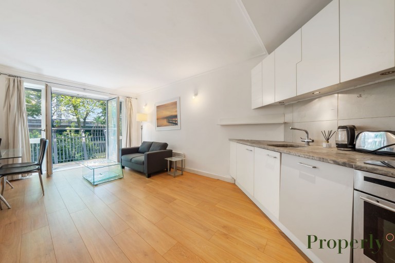 Images for Hutchings Street, Naxos Building, E14