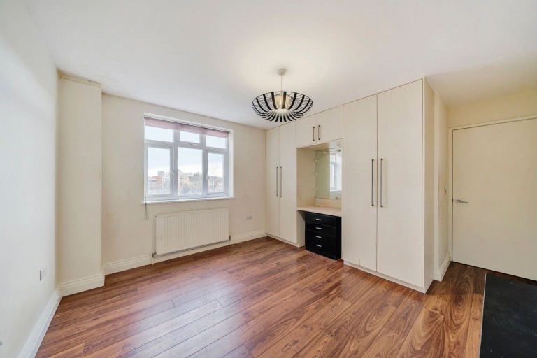 Images for Burnt Oak Broadway, Edgware, HA8