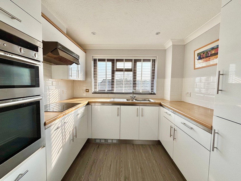 Hillborough Close, Little Common, Bexhill-on-Sea, East Sussex