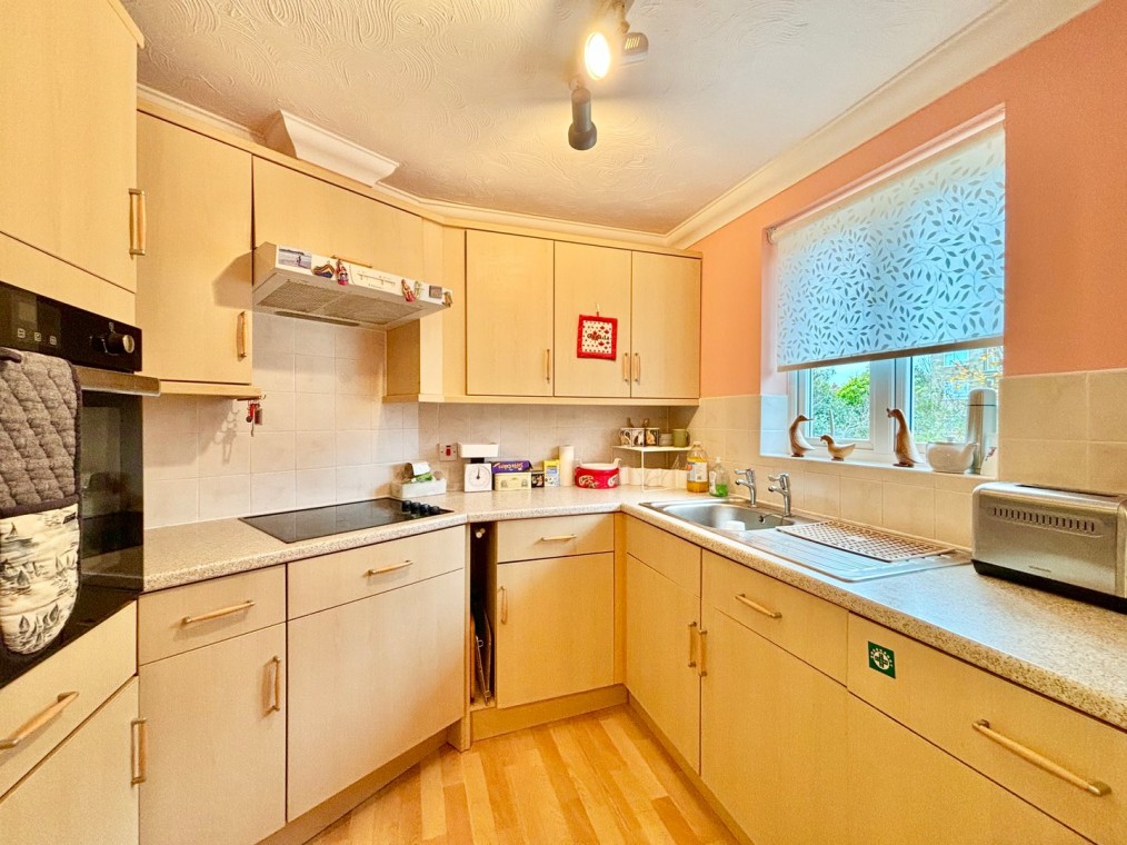 Cooden Drive, Bexhill-on-Sea, East Sussex