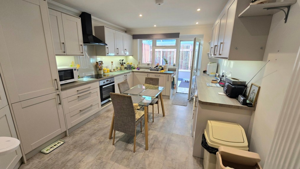 Fontwell Avenue, Bexhill-on-Sea, East Sussex