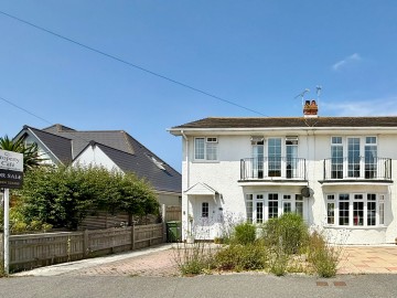 Cooden Drive, Bexhill-on-Sea, East Sussex