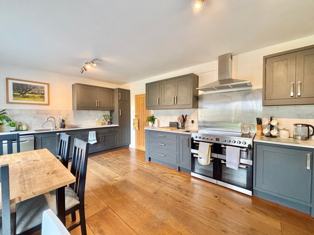 Peartree Lane, Bexhill-on-Sea, East Sussex