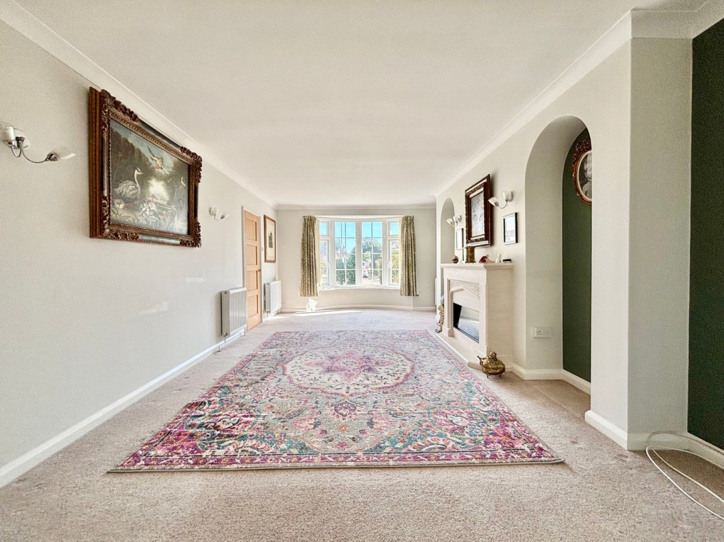 Cooden Close, Bexhill-on-Sea, East Sussex