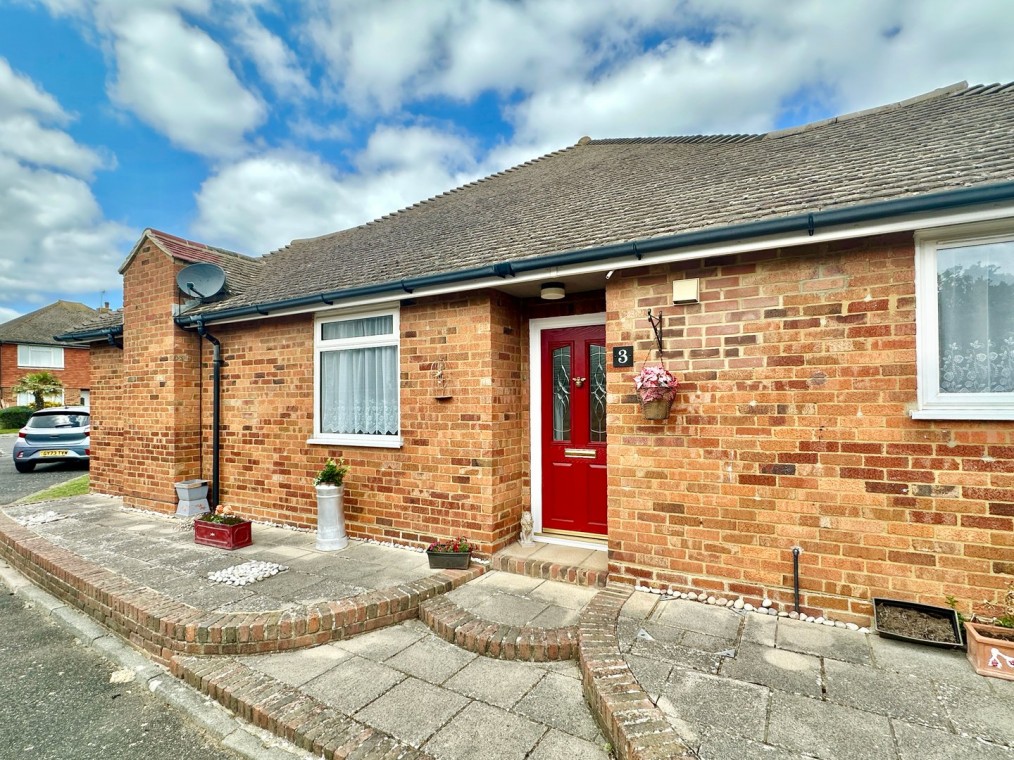 Cowdray Close, Bexhill-on-Sea, East Sussex