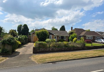 Peartree Lane, Bexhill-on-Sea, East Sussex