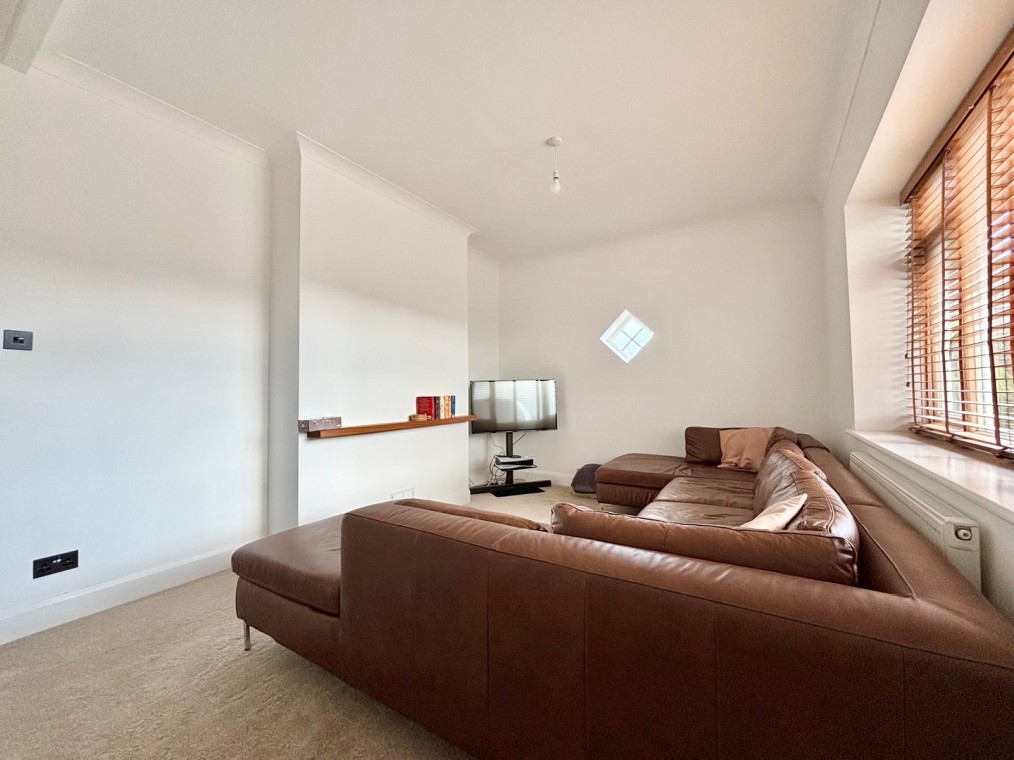 Peartree Lane, Bexhill-on-Sea, East Sussex