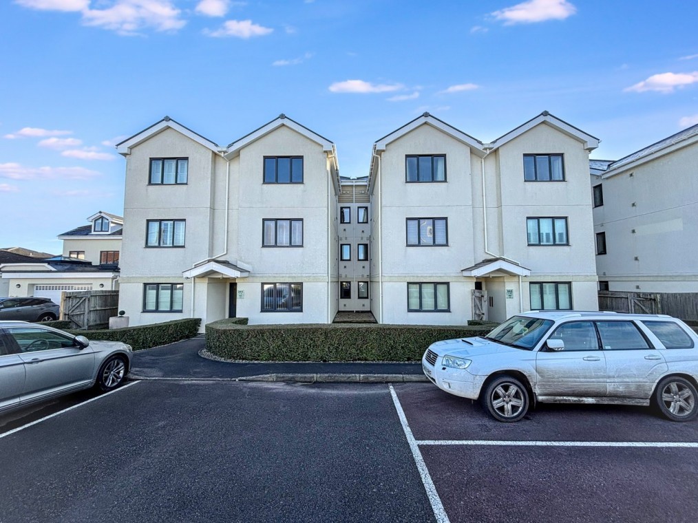Cooden Drive, Bexhill-on-Sea, East Sussex