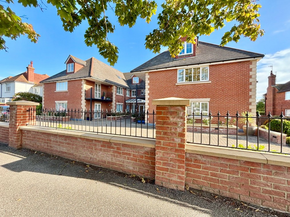Cooden Drive, Bexhill-on-Sea, East Sussex