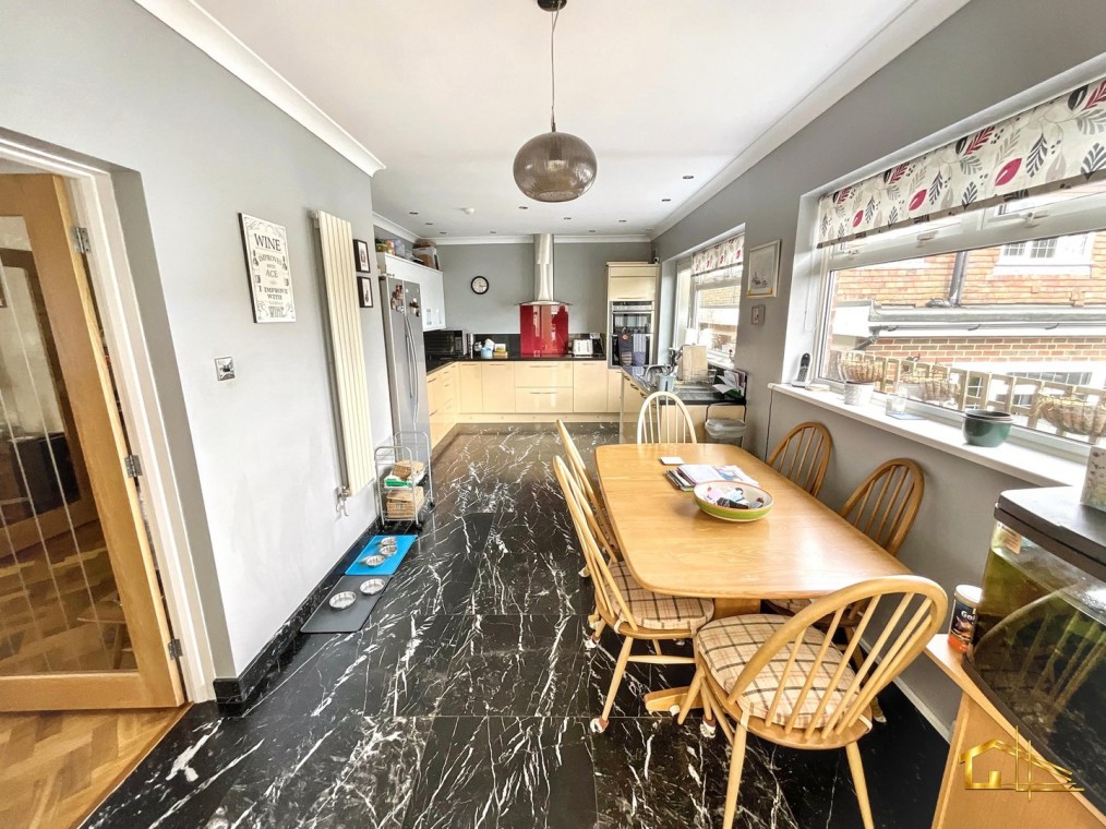 Wealden Way, Bexhill-on-Sea, East Sussex