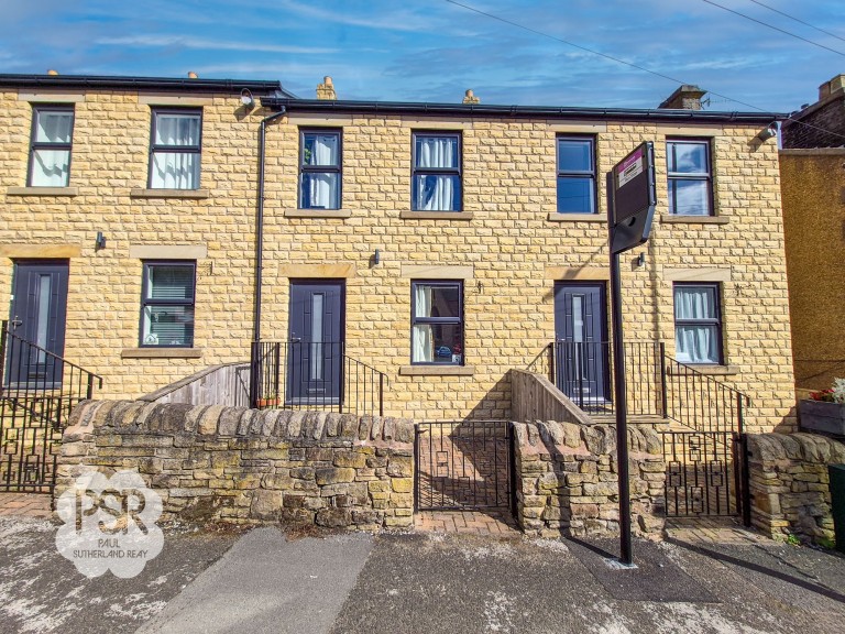Corn Mill Court, New Mills, SK22