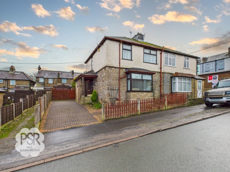 Meadowside, Disley, SK12