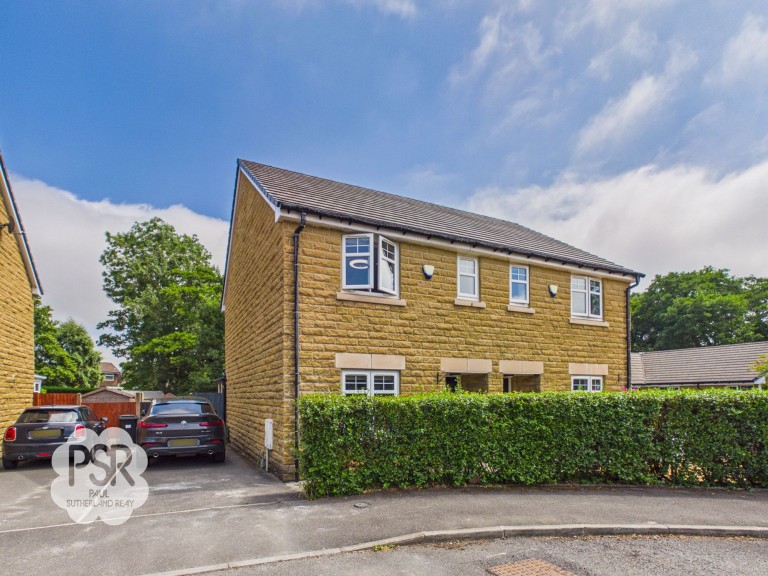 Canterbury Place, Chapel-En-Le-Frith, SK23