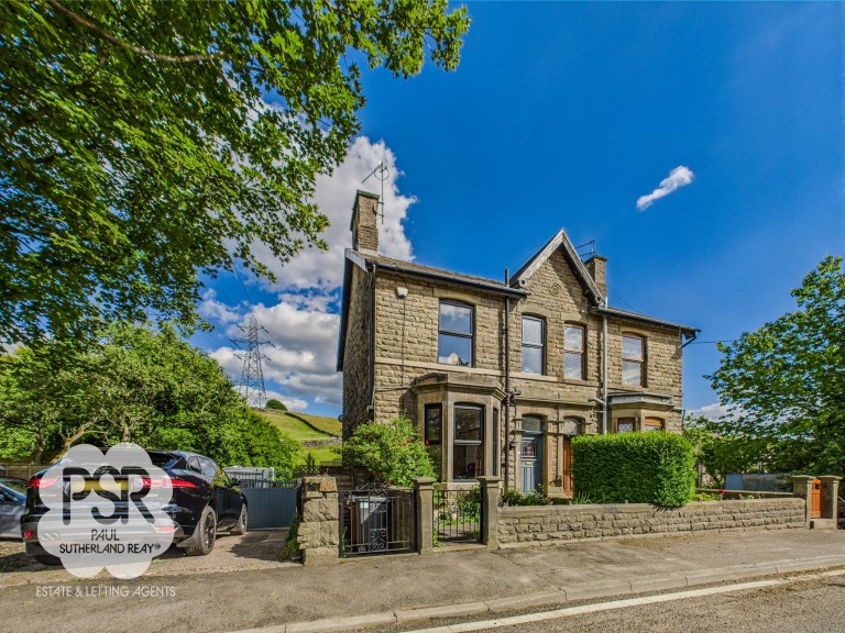 Hayfield Road, New Mills, SK22