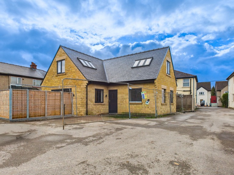 Smithbrook Close, Chapel-En-Le-Frith, SK23