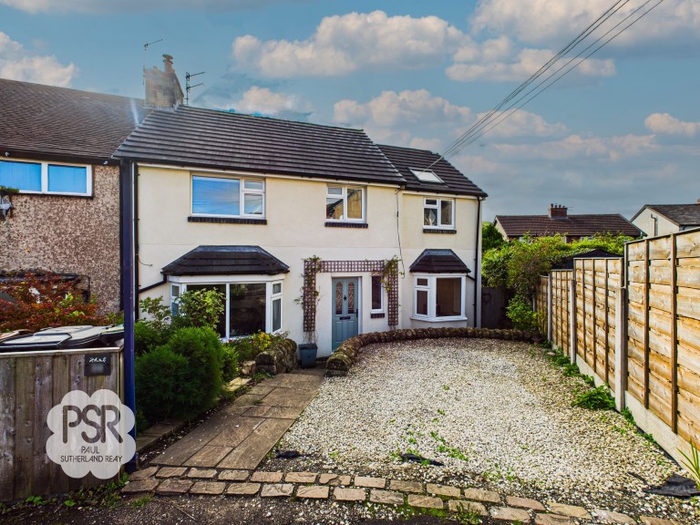 Belgrade Avenue, Chinley, SK23