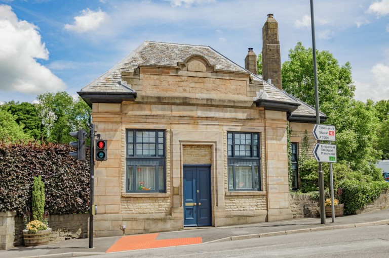 Buxton Road, Whaley Bridge, SK23