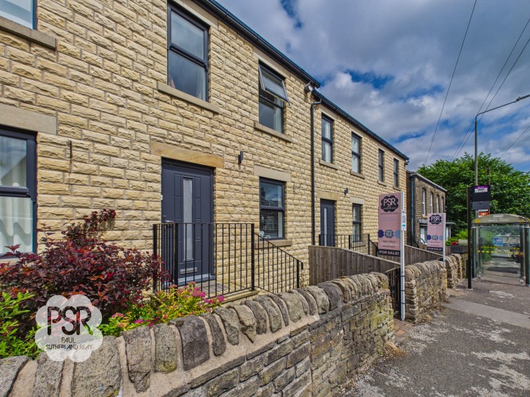 Corn Mill Court, New Mills, SK22