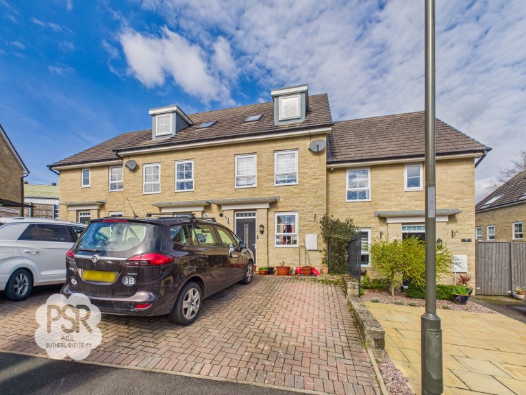 Sovereign Way, Chapel-En-Le-Frith, SK23