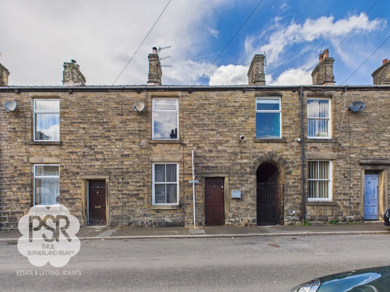 Wirksmoor Road, New Mills, SK22