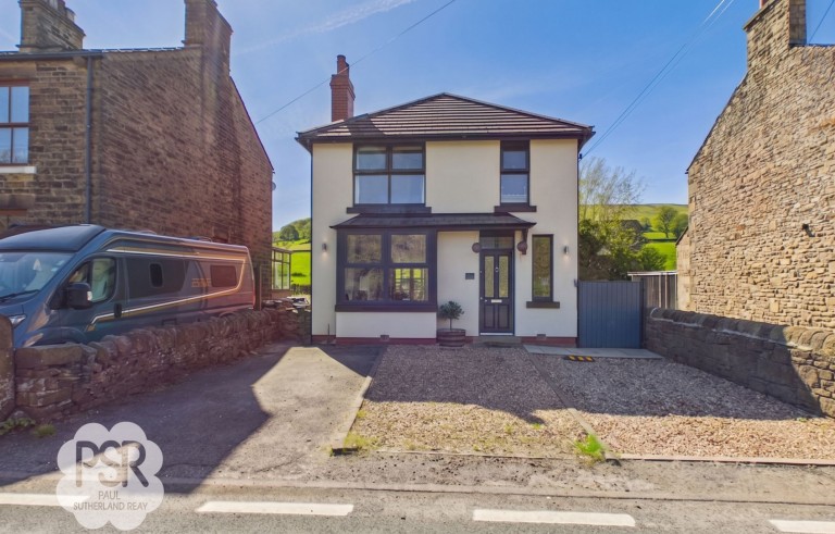 New Mills Road, Birch Vale, SK22