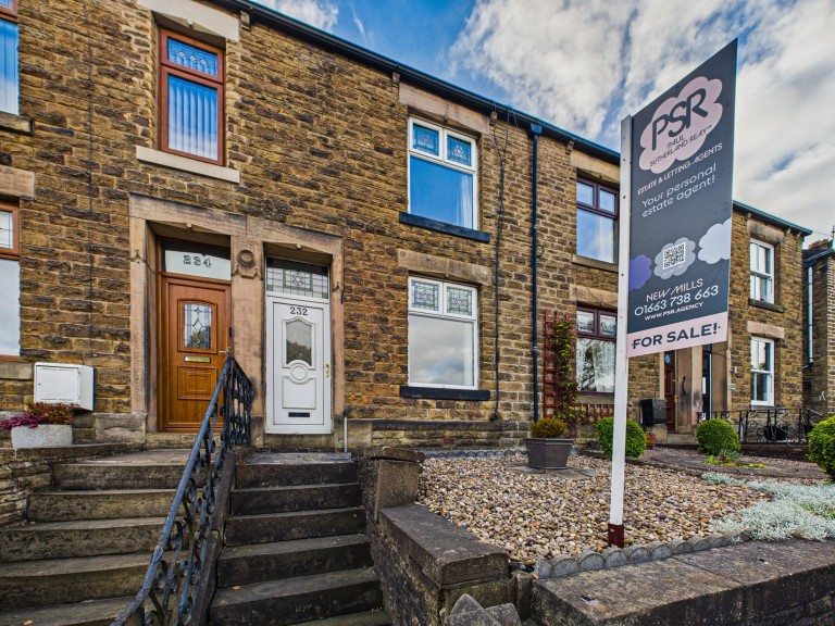 Buxton Road, Disley, SK12