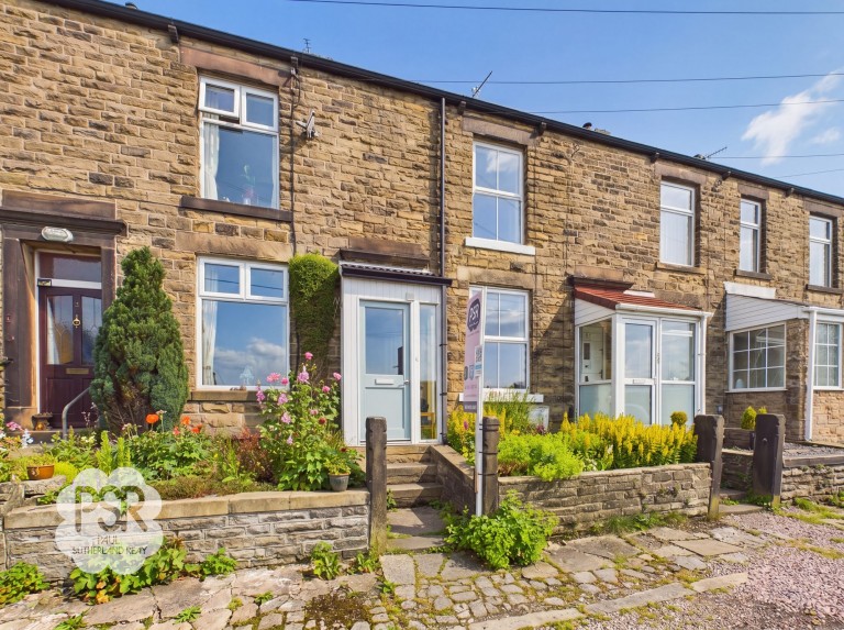 Knoll Street, New Mills, SK22